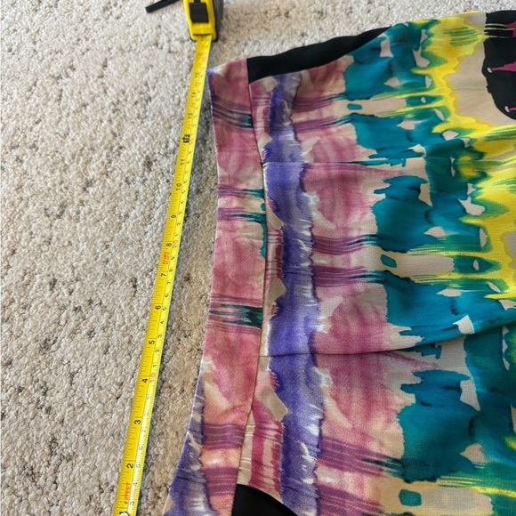 Sandro size 6 EUC Vibrant Patterned Mini Skirt - Picture 10 of 14